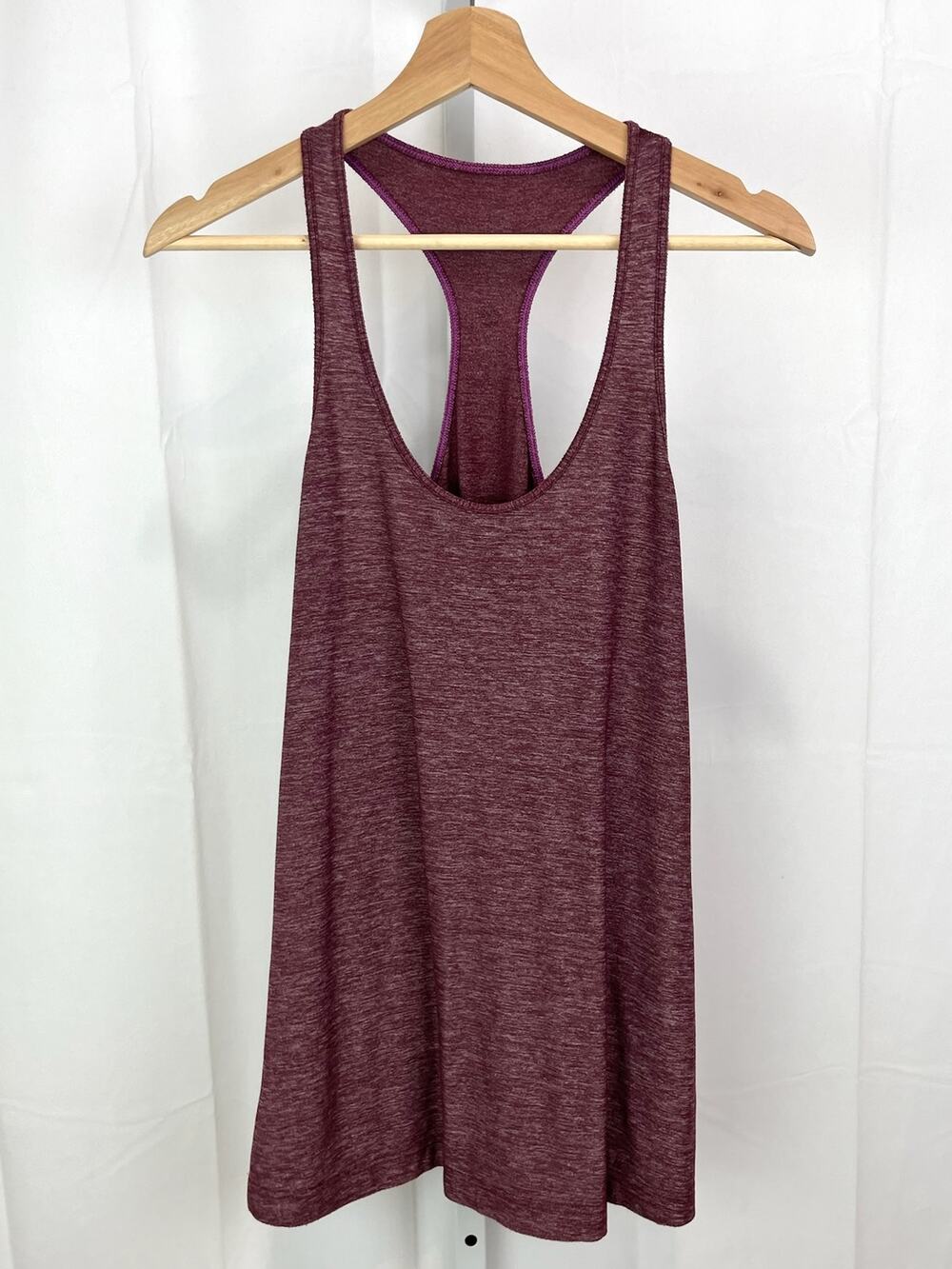 LULULEMON Estimated 6 Racerback Tank Top Sleeveless Shirt Heather Purple Red
